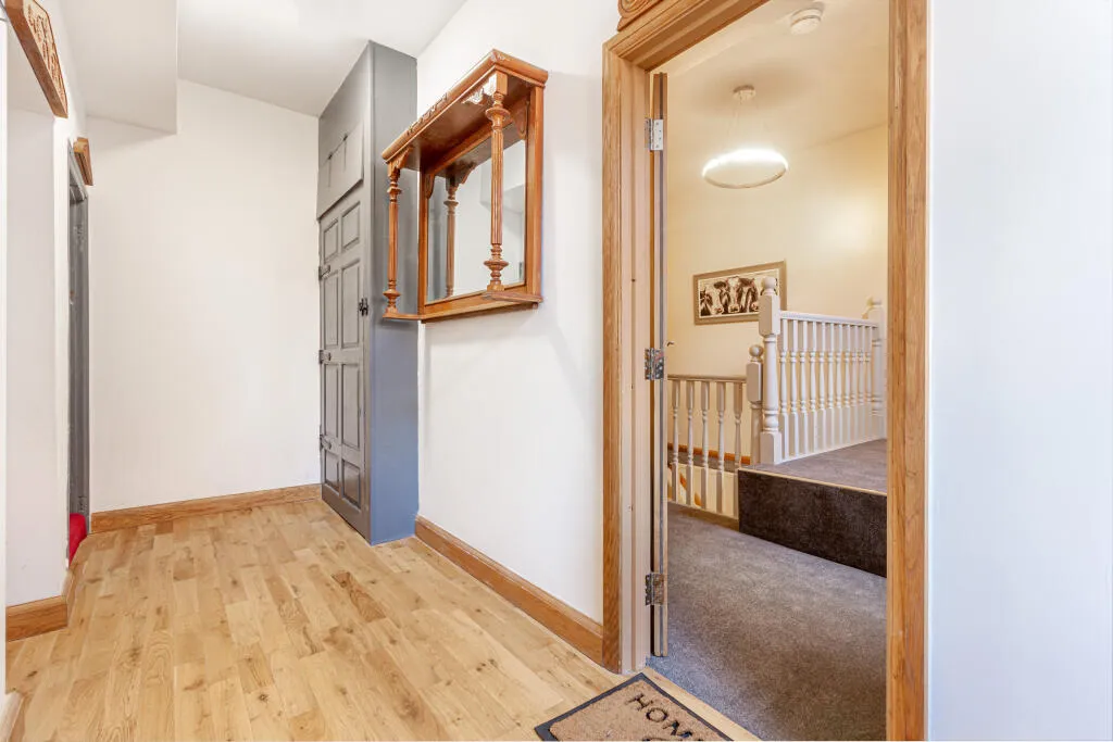 5 Bedroom Block of 3 Apartments in Herefordshire