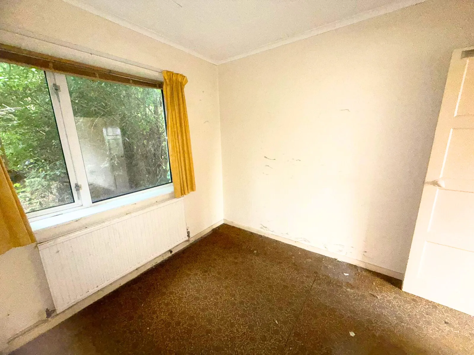 3 Bedroom Semi-Detached in Derbyshire