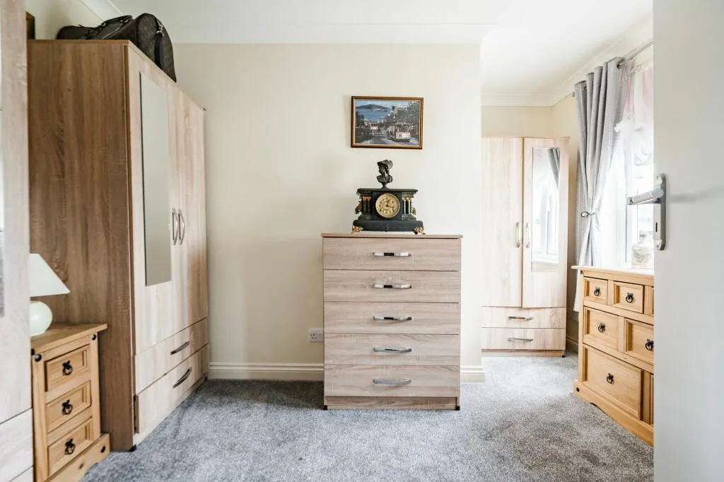 6 Bedroom Detached with private mooring in Great Yarmouth