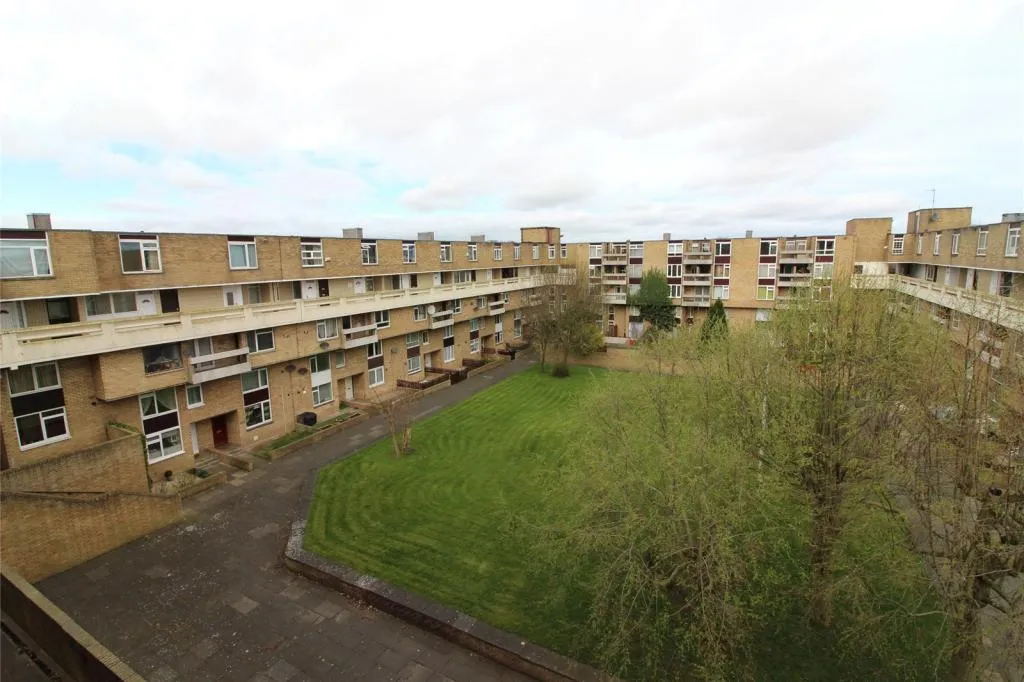 2 Bedroom Flat in Washington