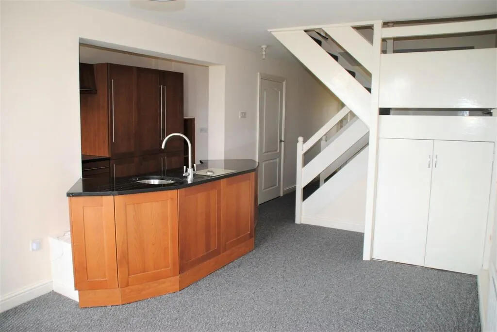 2 Bedroom Flat in Washington