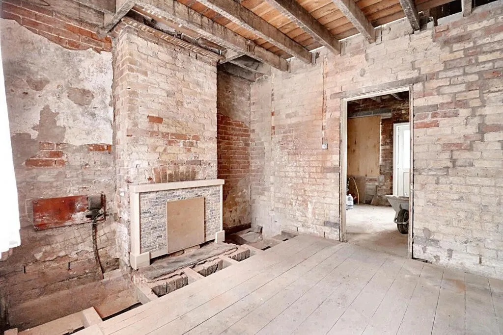 2 Bedroom Semi-Detached in Stafford
