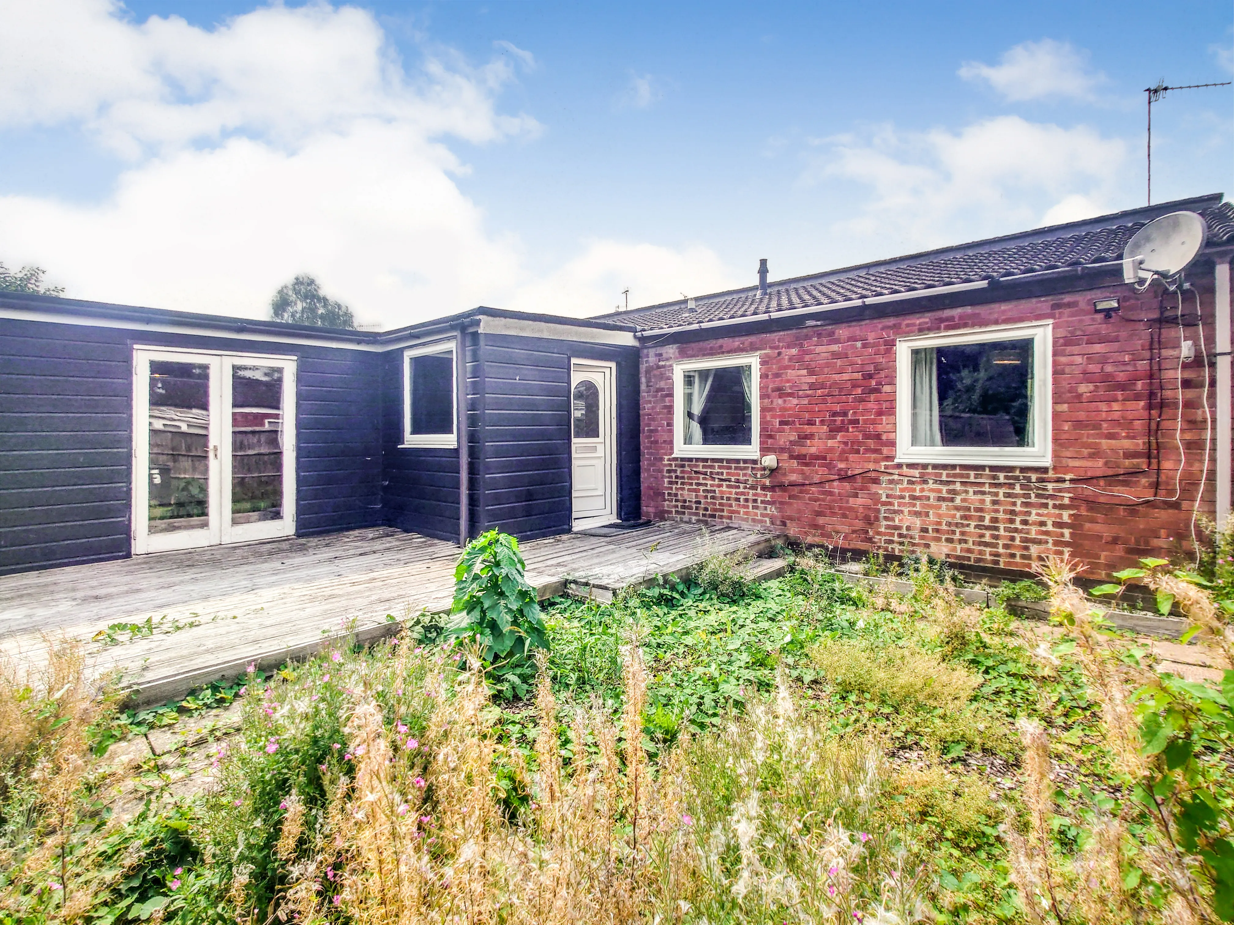 2 Bedroom bungalow in Gloucestershire