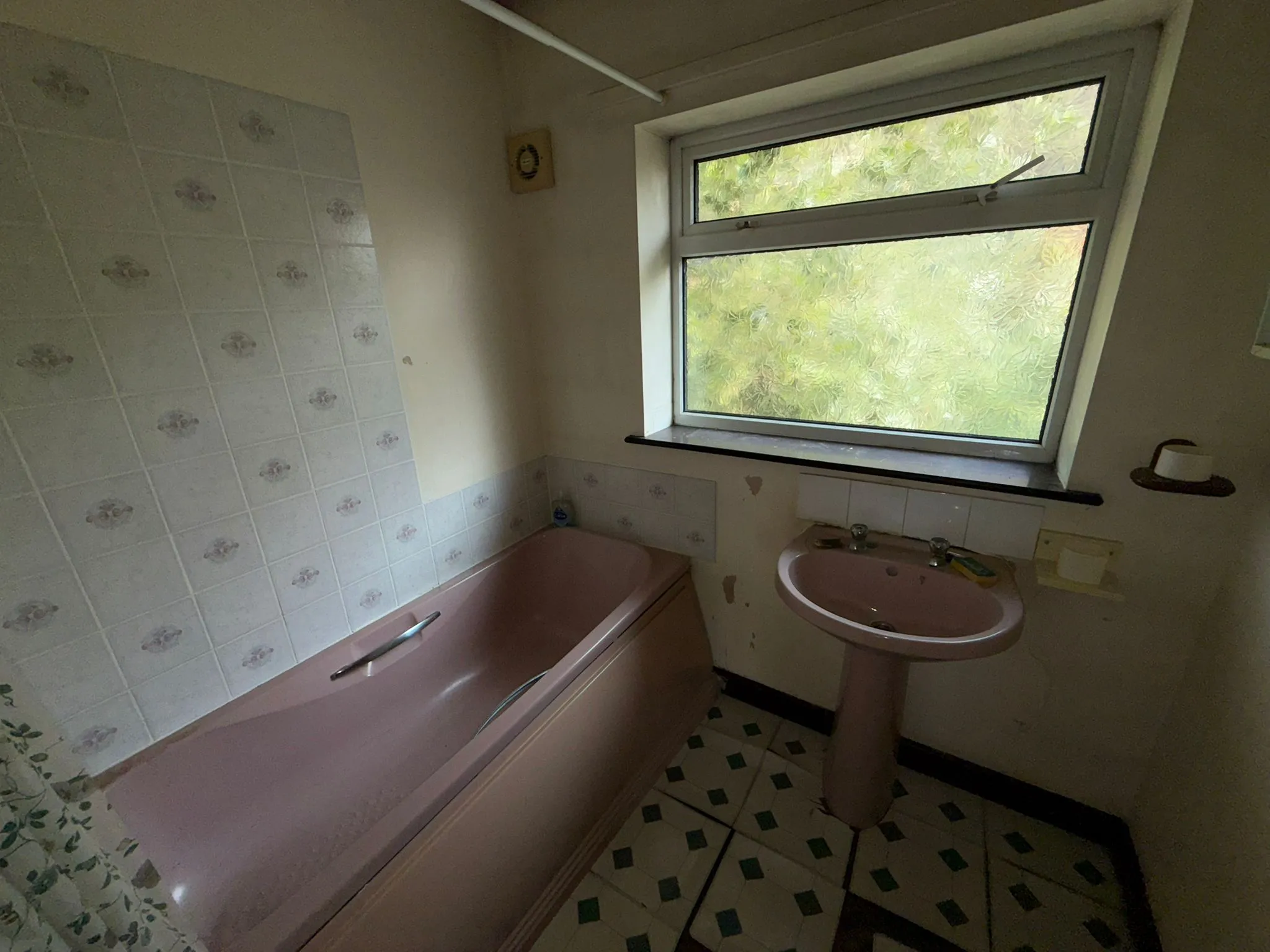 3 Bedroom Semi-Detached in Kidsgrove