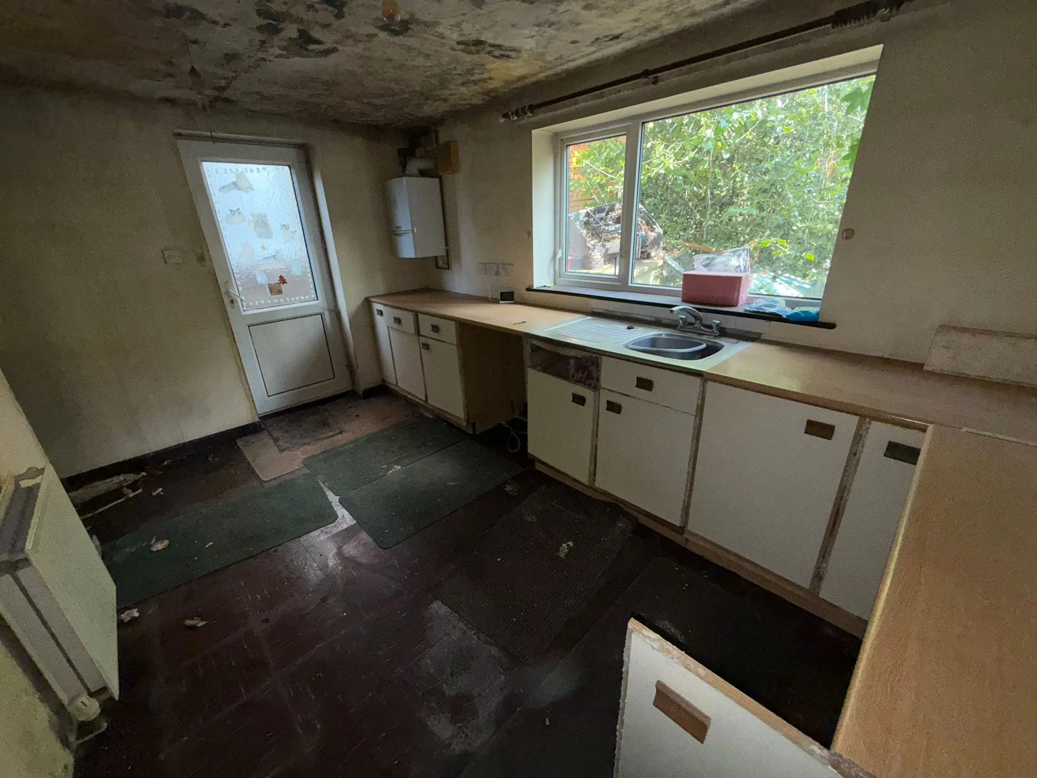 3 Bedroom Semi-Detached in Kidsgrove