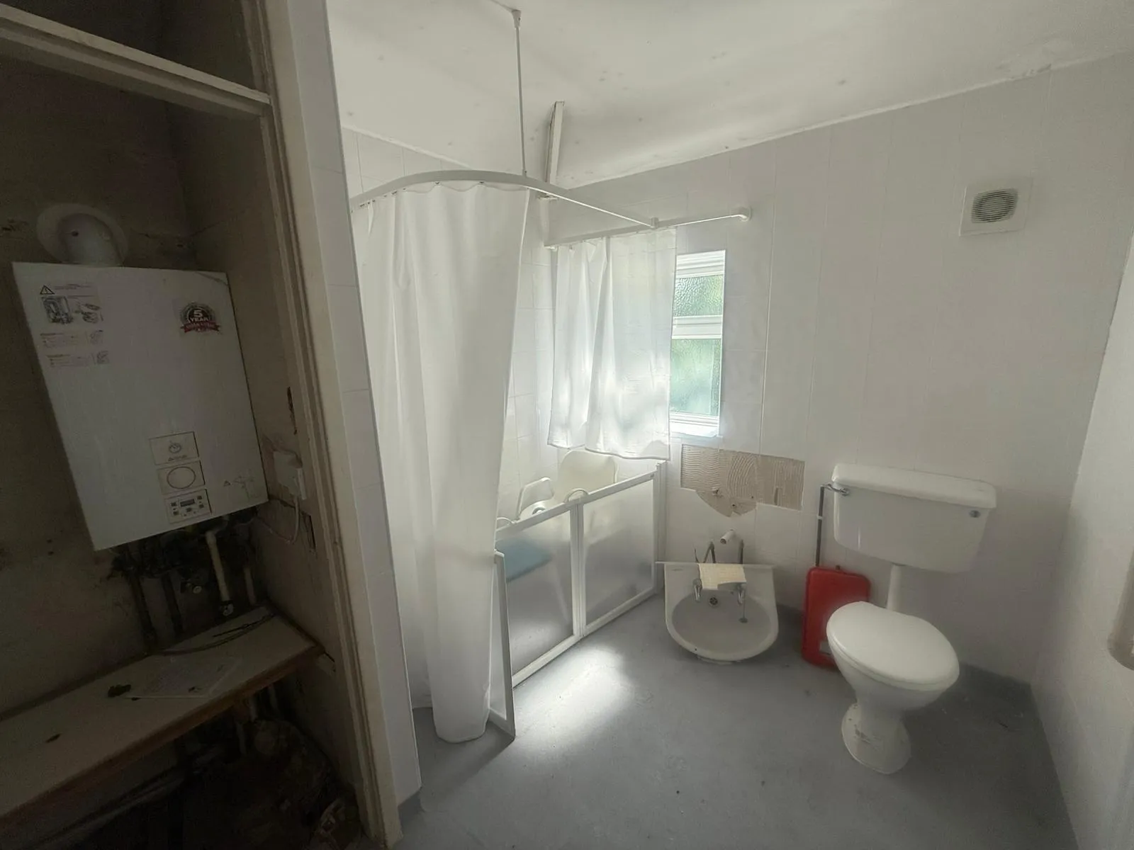 2 Bedroom Semi-Detached in Wolverhampton