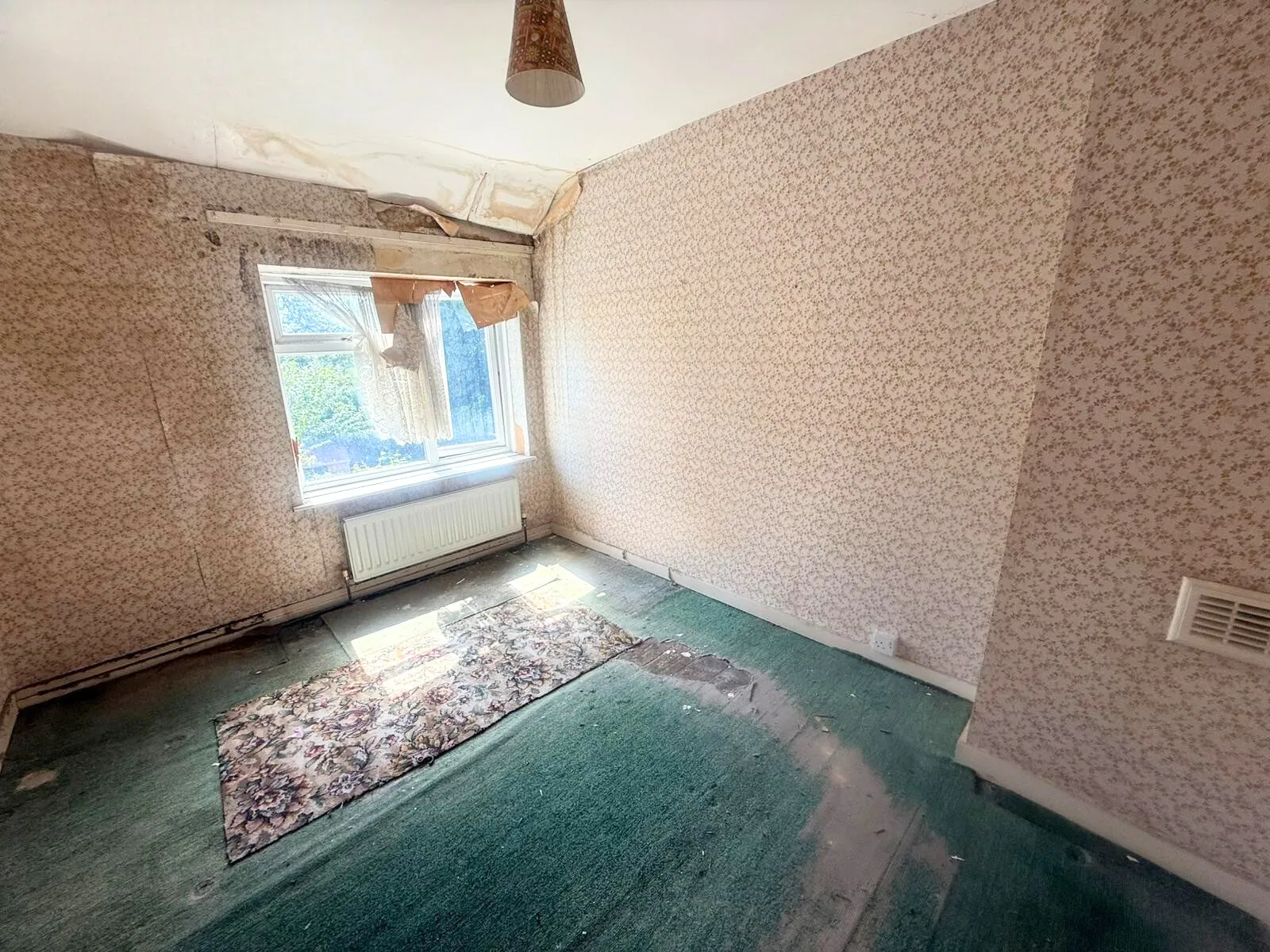 2 Bedroom Semi-Detached in Wolverhampton