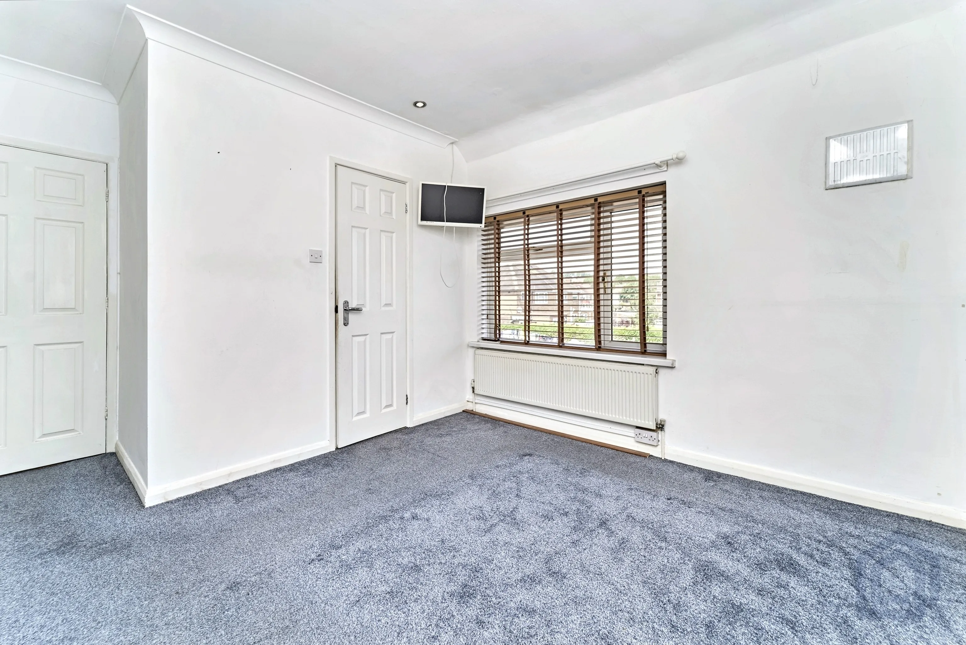 3 Bedroom Semi-Detached in Dudley