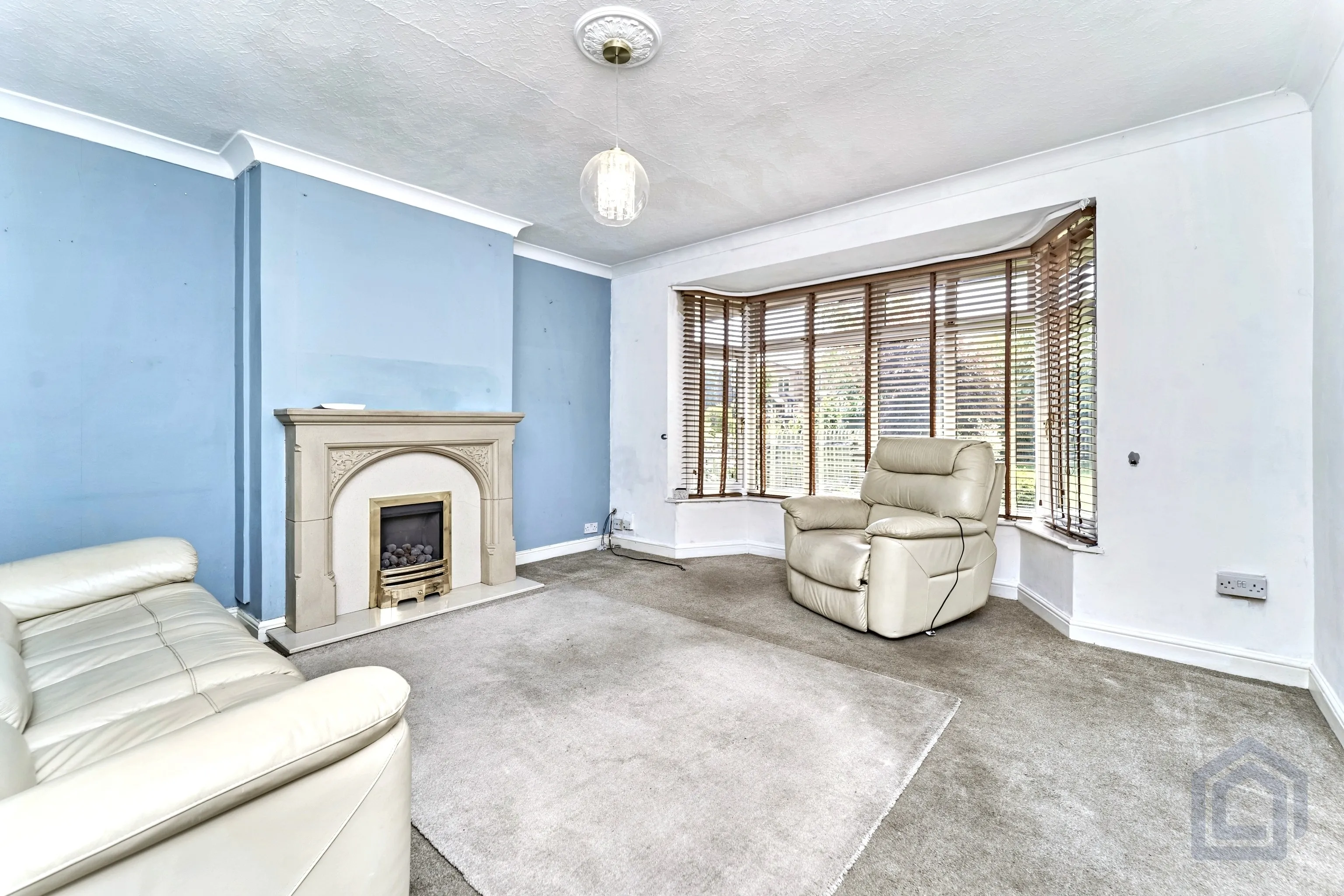 3 Bedroom Semi-Detached in Dudley