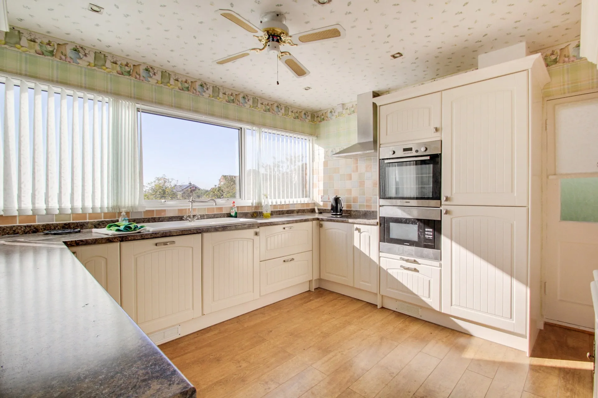 2 Bedroom Detached in Dudley