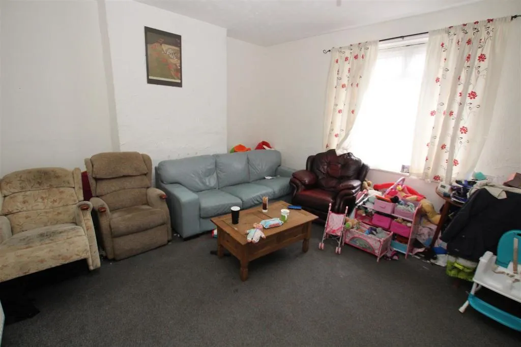 2 Bedroom Mid- Terraced in Ferryhill