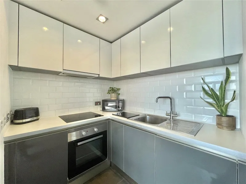 Apartment 910,31 Strand Street - Lot 29 on 16/10/24
