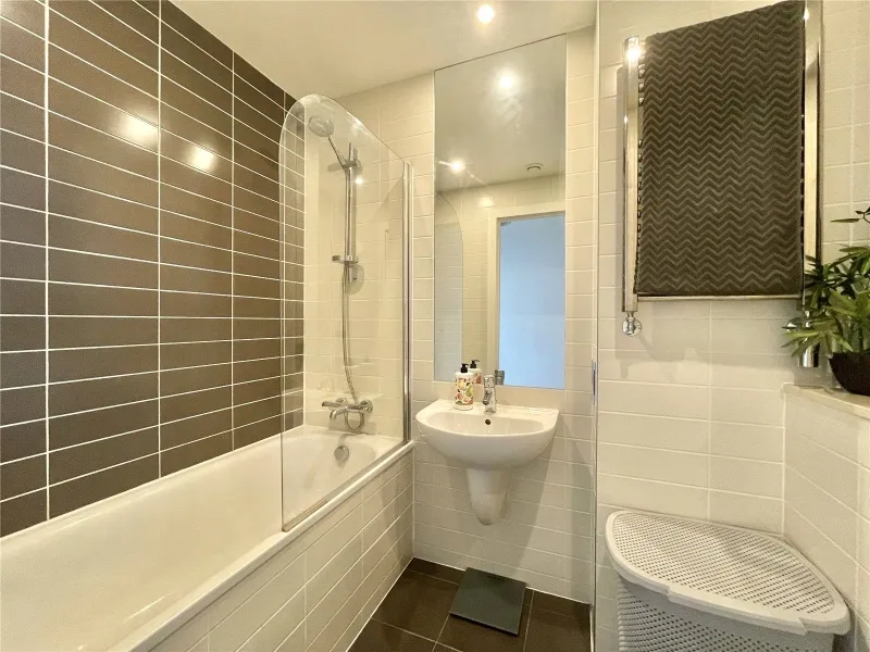 Apartment 910,31 Strand Street - Lot 29 on 16/10/24