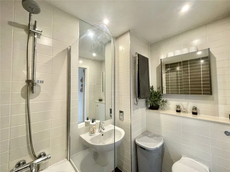 Apartment 910,31 Strand Street - Lot 29 on 16/10/24