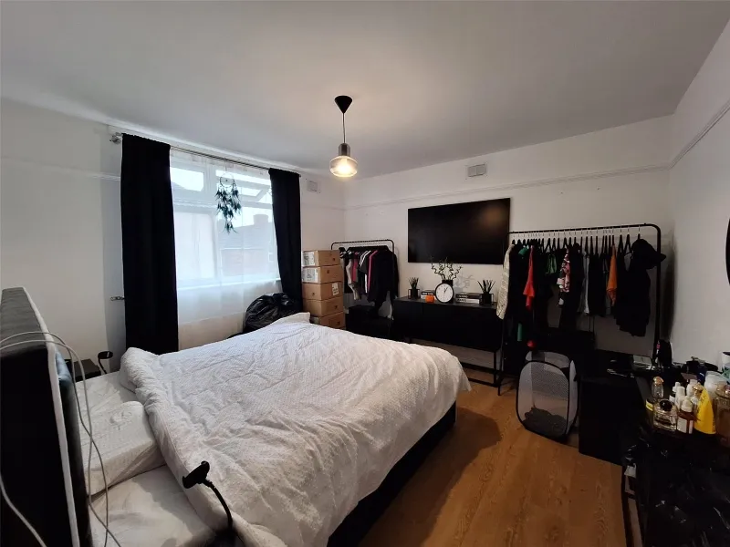 Flat 2 48 Windsor Road - Lot 19 on 04/12/24
