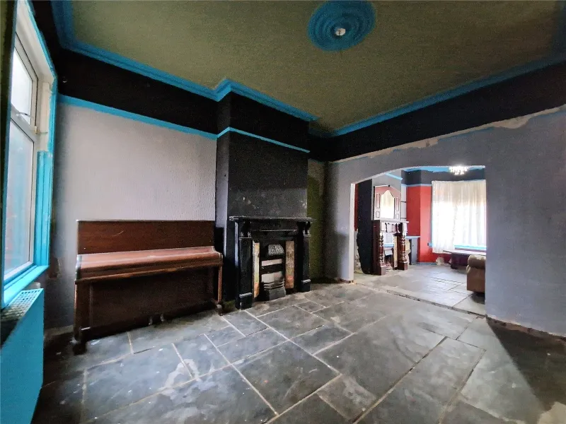 14 Long Lane - Lot 1 on 27/03/24