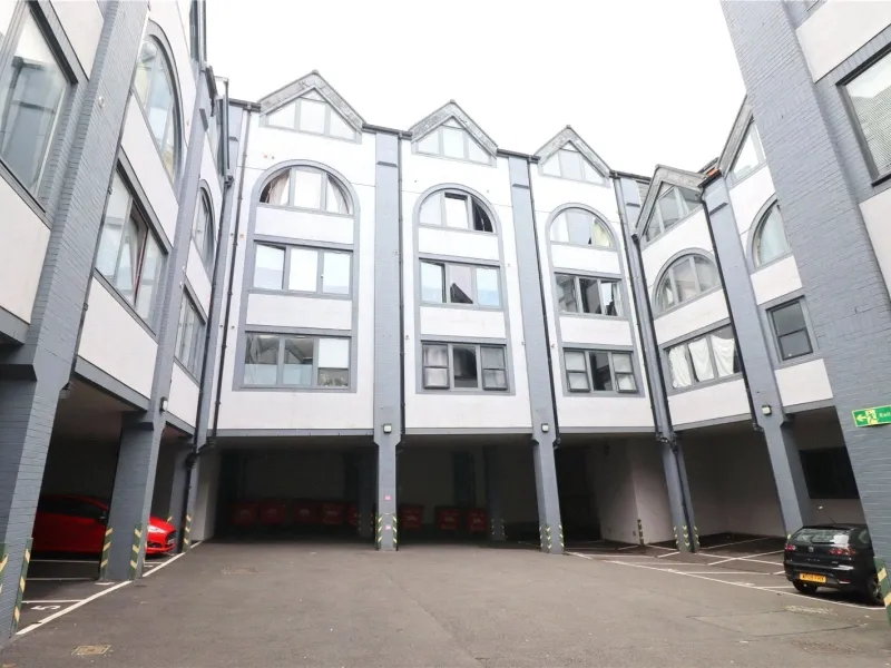Flat 14, Birchen House 1 Canning Street - Lot 4 on 27/03/24