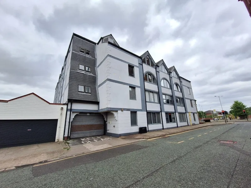 Flat 11, Birchen House 1 Canning Street - Lot 5 on 10/07/24