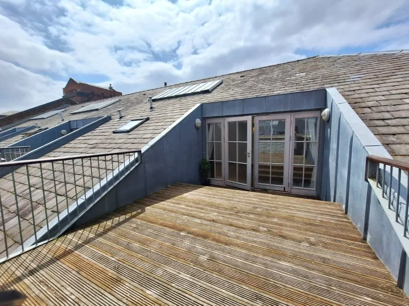 Apartment 98, East Float Quay Dock Road - Lot 20 on 10/07/24