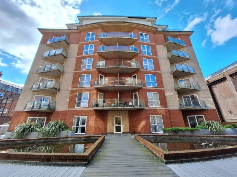 Flat 46 188 Lord Street - Lot 21 on 04/09/24