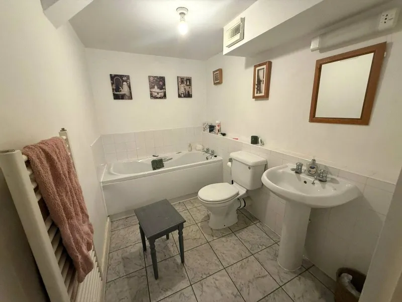 Apartment 103 15 Hatton Garden - Lot 11 on 15/10/25