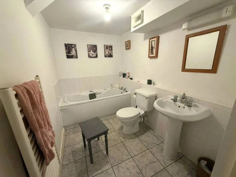 Apartment 103 15 Hatton Garden - Lot 8 on 03/12/25