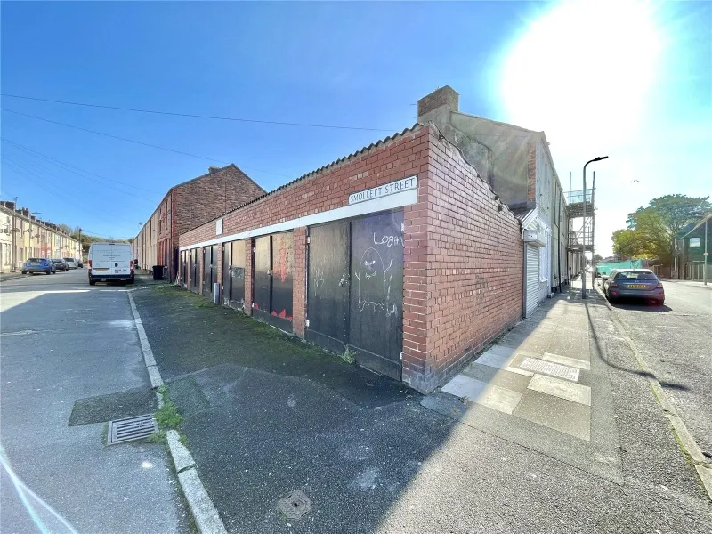 Garages & Workshop At 112-114 Gray Street - Lot 44 on 15/05/25