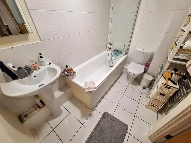 Apt 19 34 Shaws Alley - Lot 8 on 15/05/25