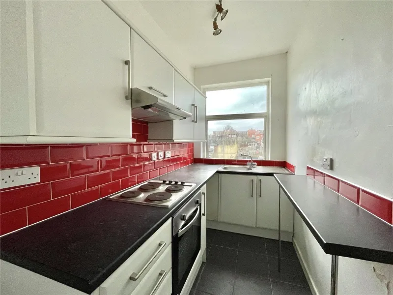 Flat 8, Willow Court 1 Grosvenor Road - Lot 3 on 11/06/25