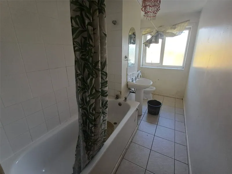 Flat 10, 37-51 Storrington Avenue - Lot 12 on 03/09/25