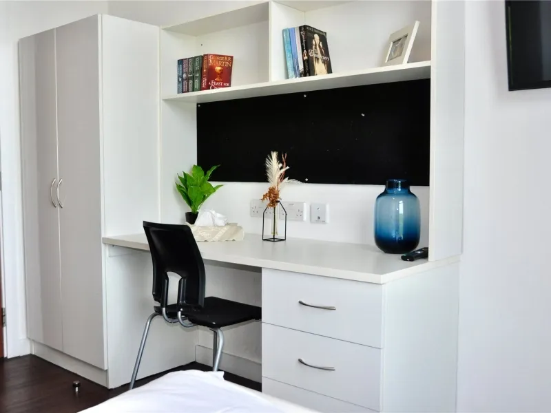 Unit 404 City Point Great Homer Street - Lot 3 on 03/09/25