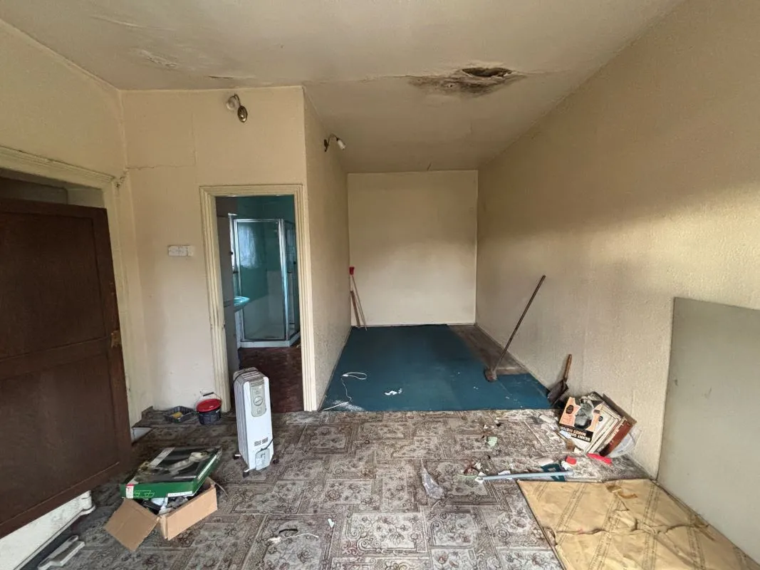 1-5 Greenside, Heckmondwike, West Yorkshire, WF16 9QD