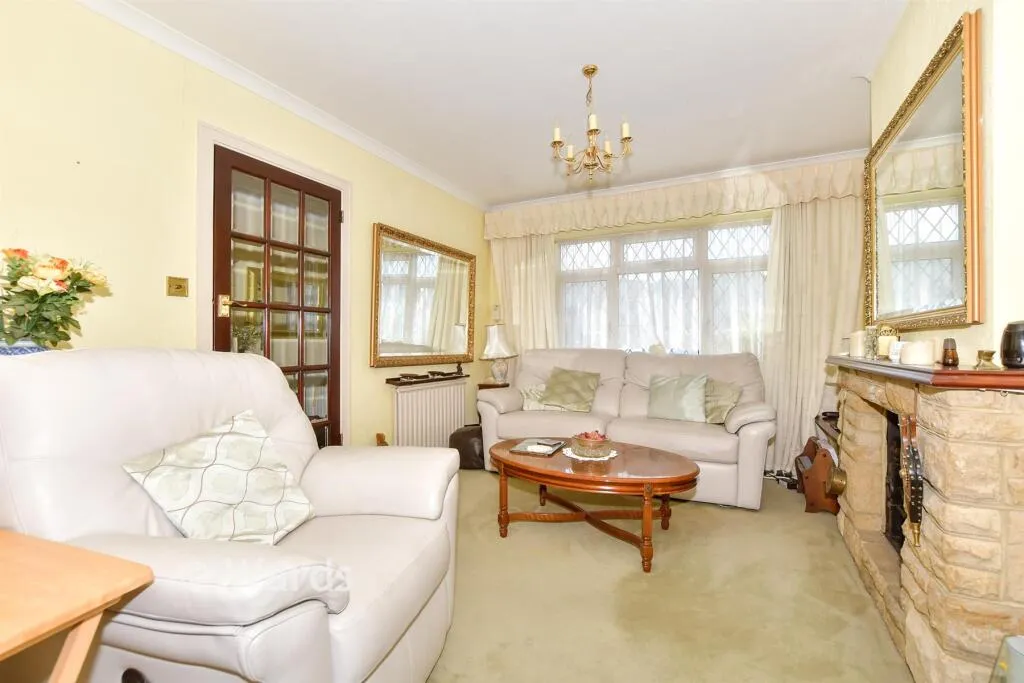 3 bed Semi-Detached