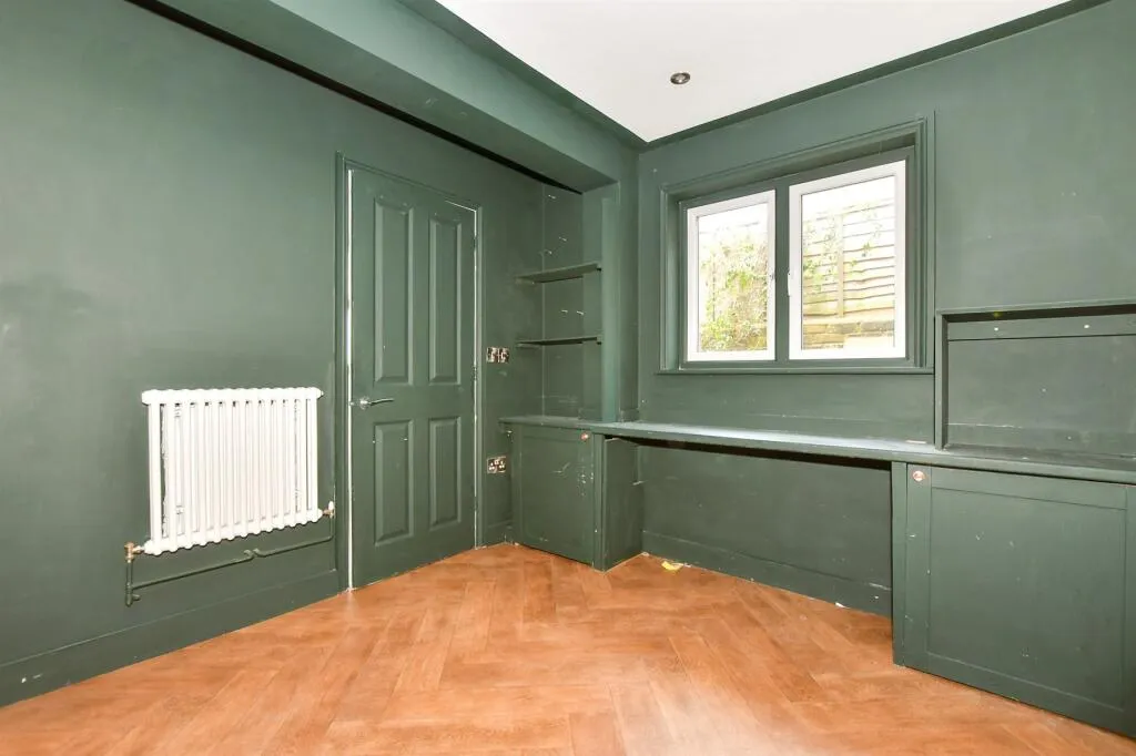 2 bed Terraced