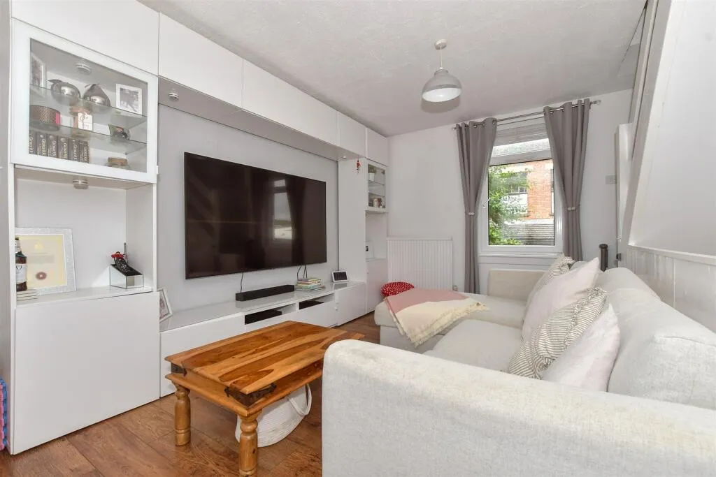 2 bed Terraced