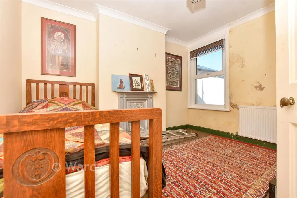 3 bed Terraced