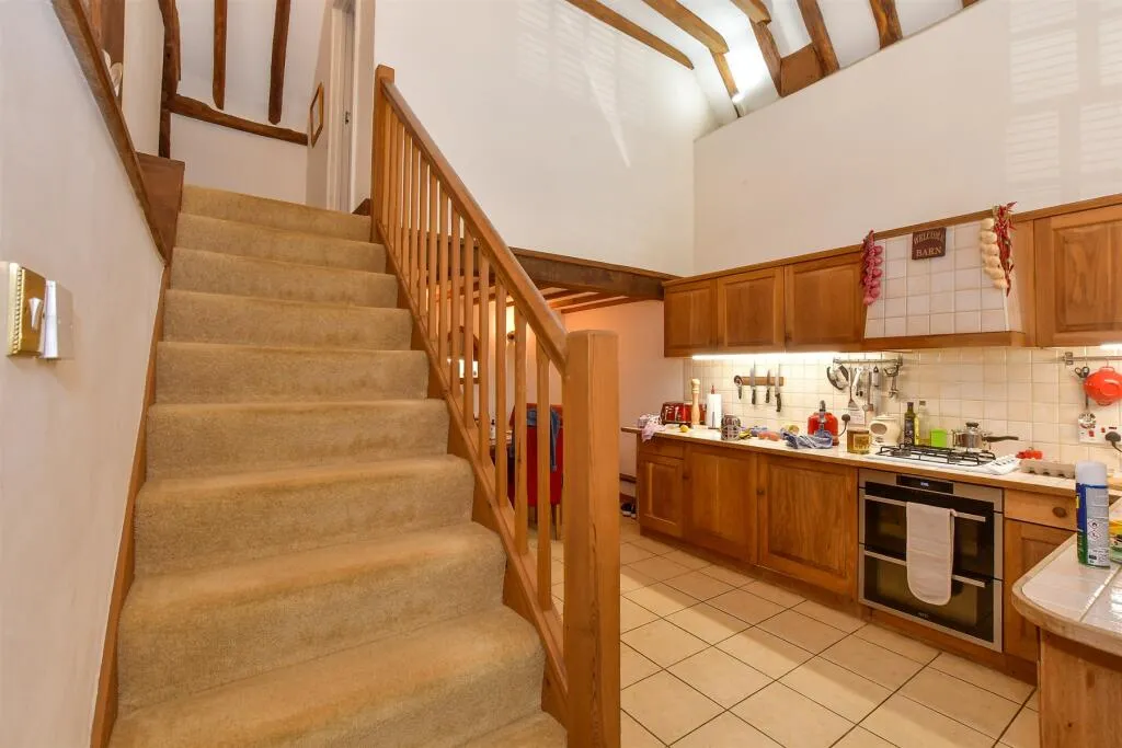 2 bed Barn Conversion