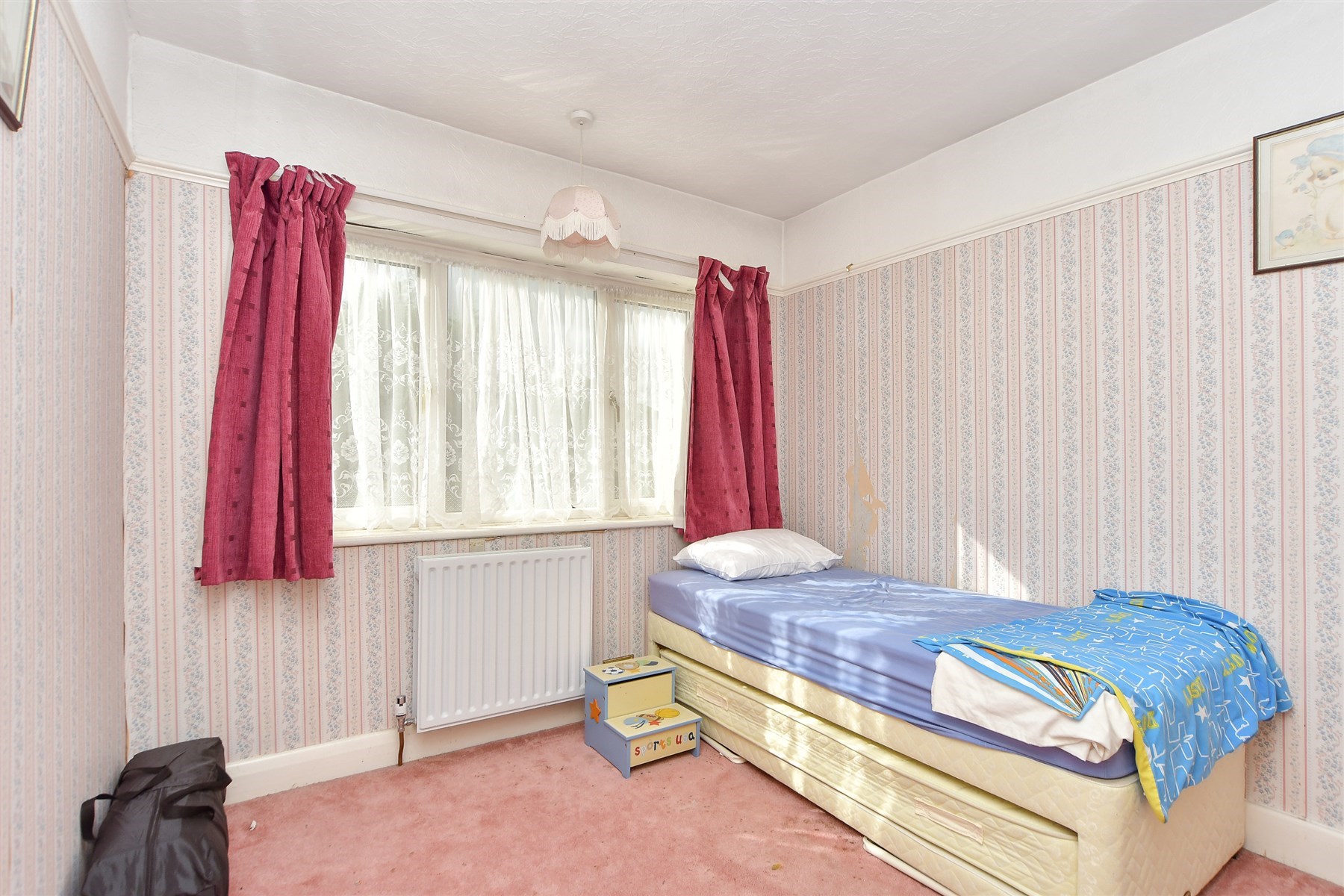 3 bed Semi-Detached