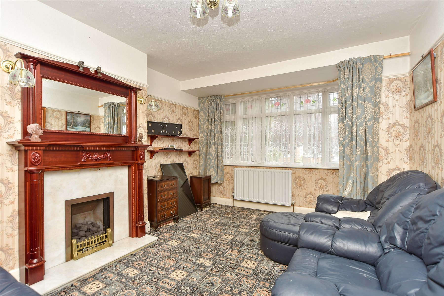 3 bed Semi-Detached