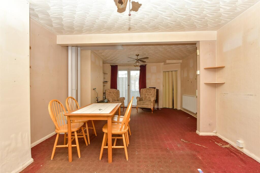 2 bed Semi-Detached
