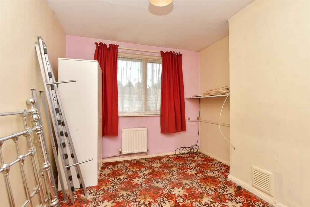 2 bed Semi-Detached