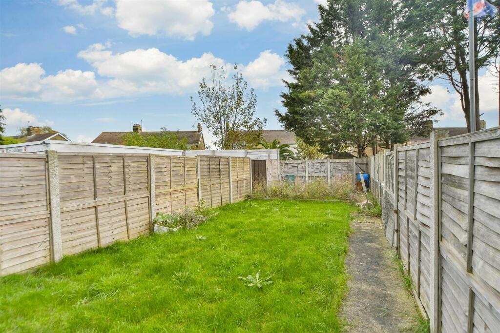2 bed Semi-Detached