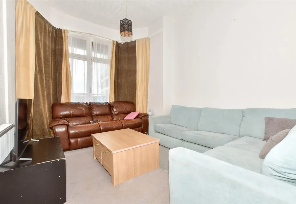 2 bed Apartment