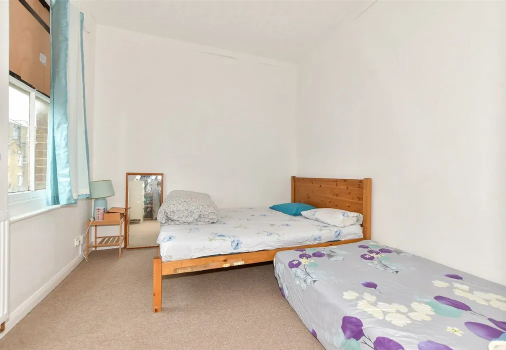 2 bed Apartment