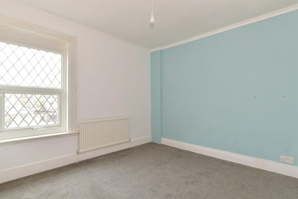 2 bed Terraced