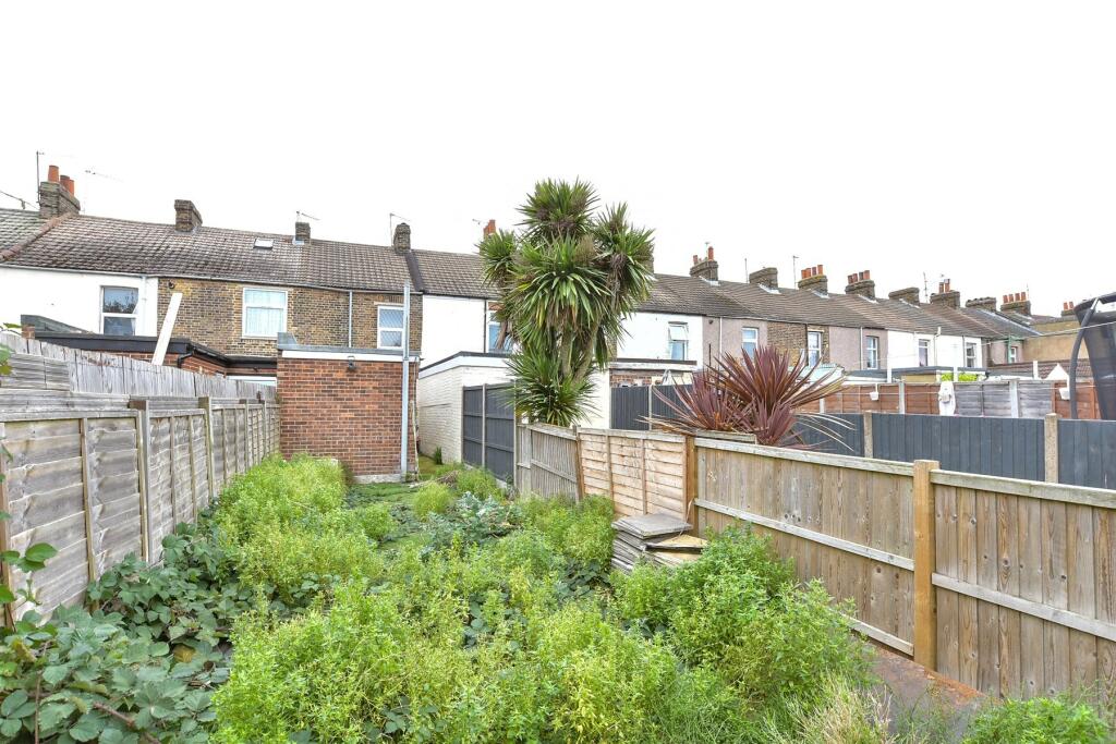 2 bed Terraced
