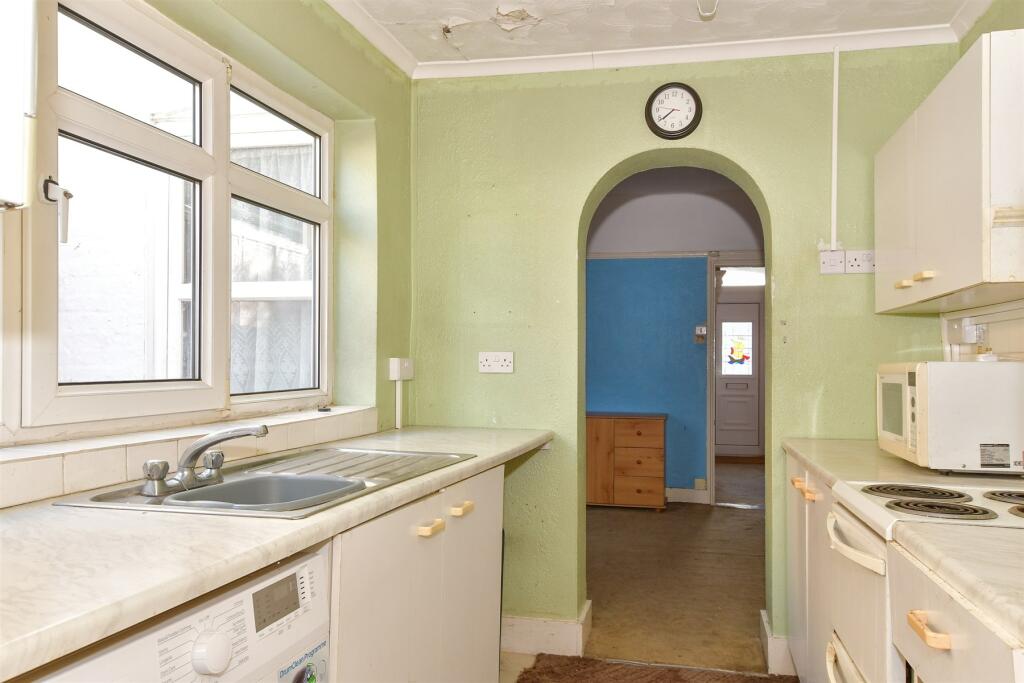 2 bed Terraced