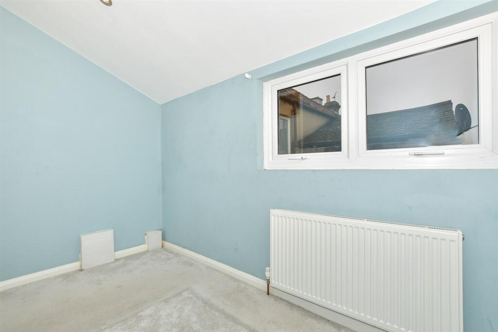 3 bed Terraced