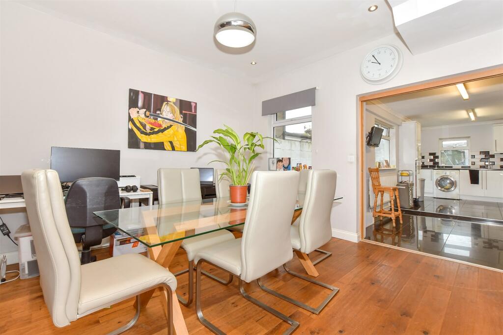 3 bed Terraced