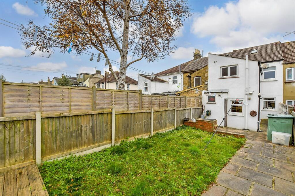 3 bed Terraced
